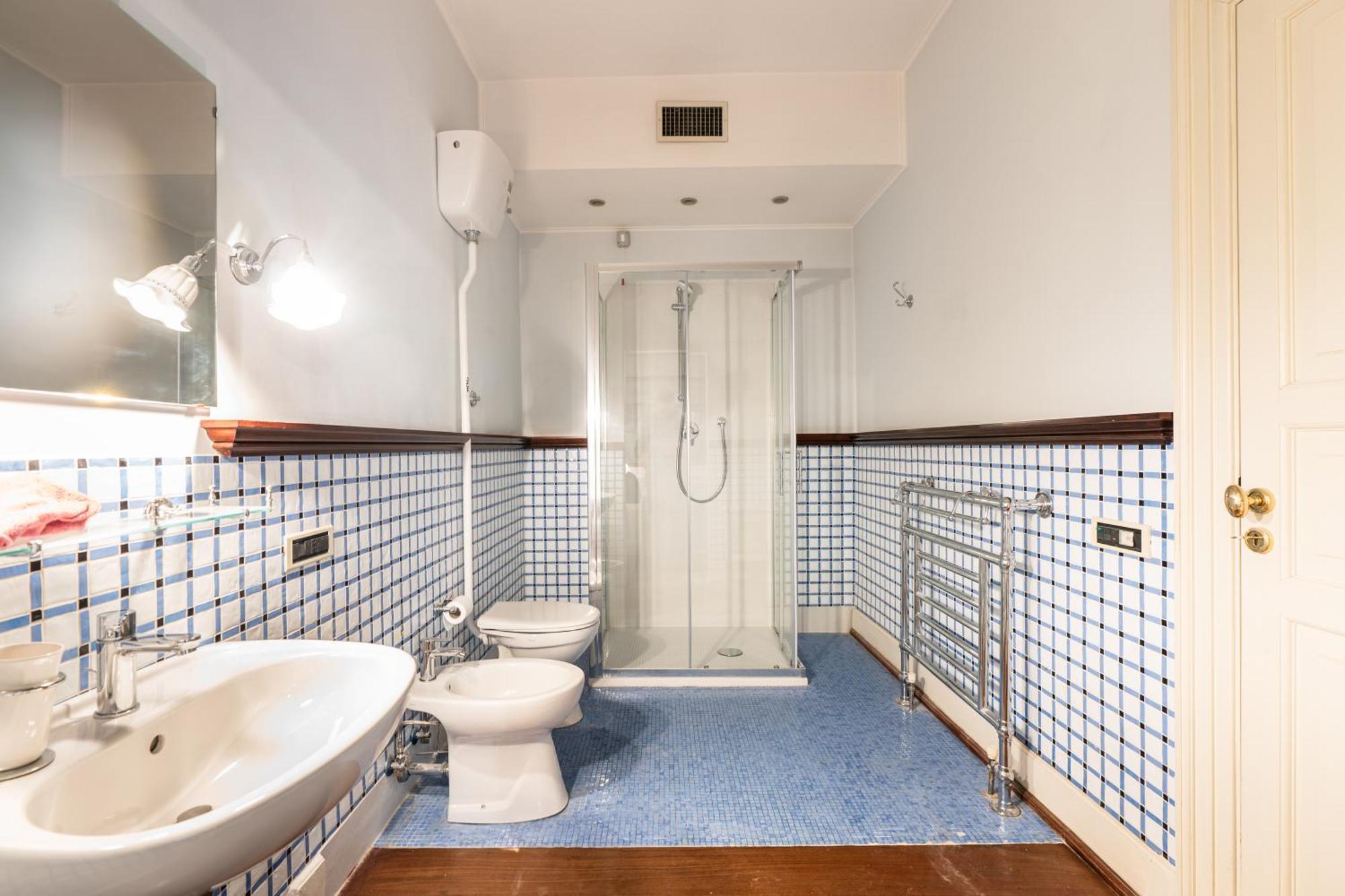 B&B Frida Suite Home Трани Экстерьер фото