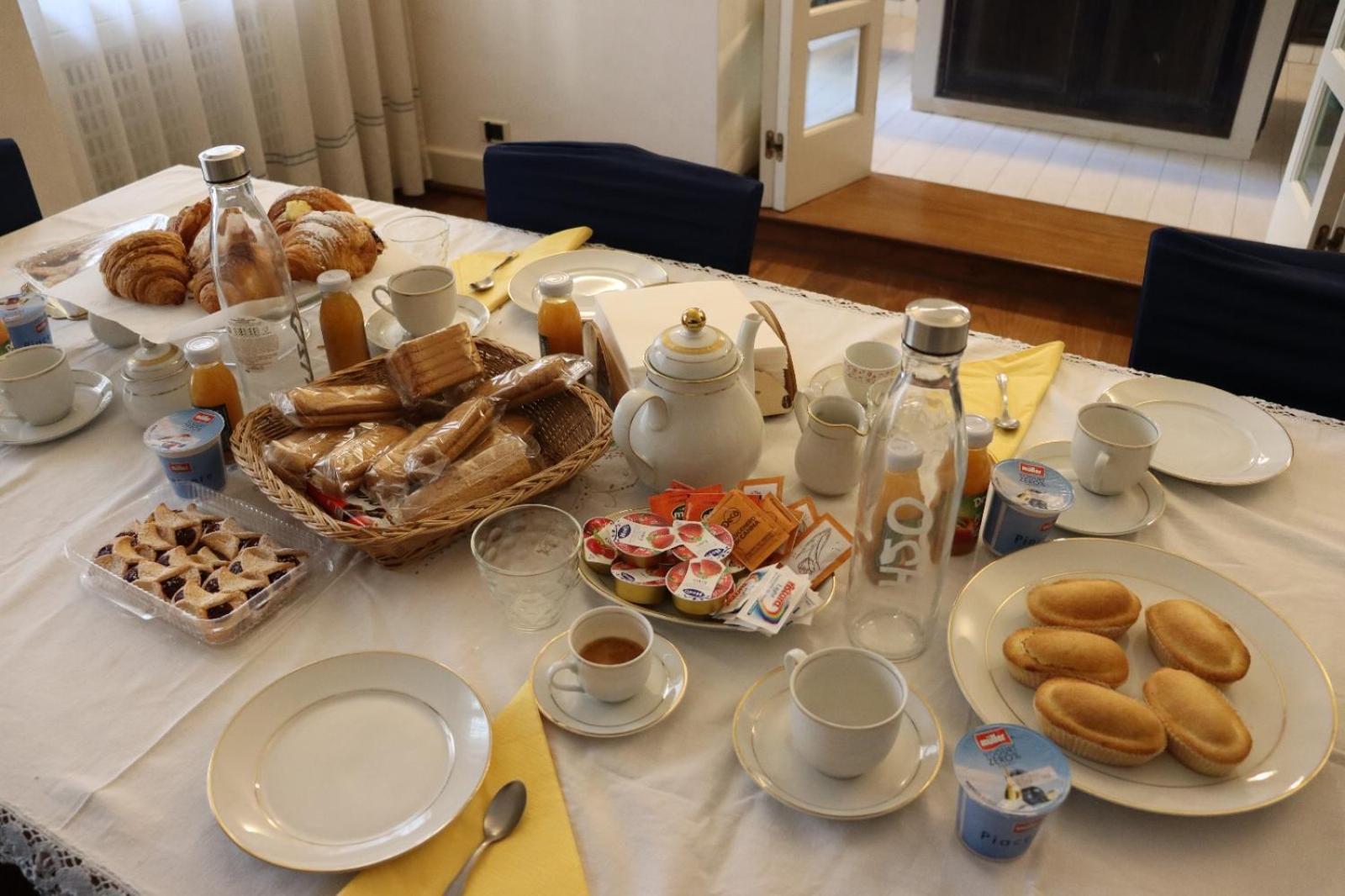 B&B Frida Suite Home Трани Экстерьер фото